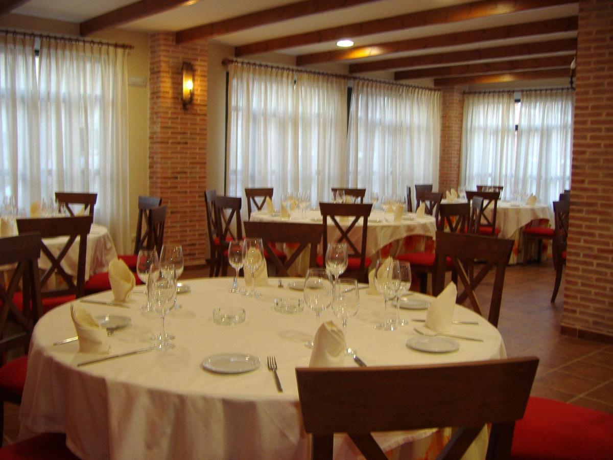 Palacio De Monfarracinos Benavente Buitenkant foto