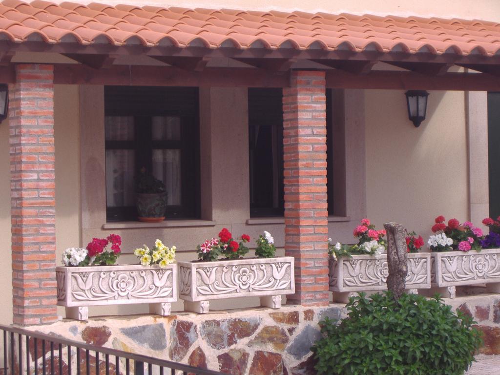 Palacio De Monfarracinos Benavente Buitenkant foto