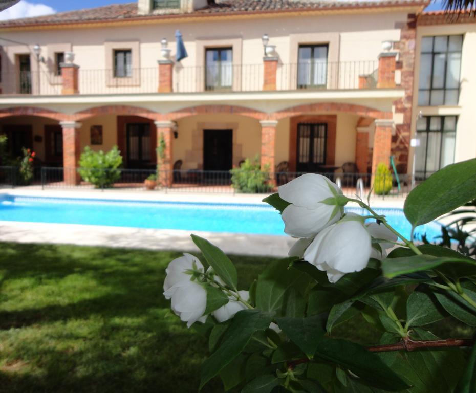 Palacio De Monfarracinos Benavente Buitenkant foto